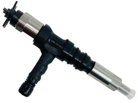 Fuel Injector 095000-6070 6251-11-3100 for Komatsu 6D125 SAA6D125E Engine Excavator PC400LC-8 PC450LC-8 Wheel Loader WA480-6